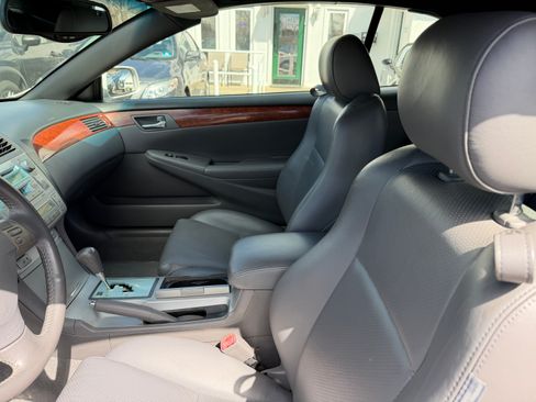 Used 2006 Toyota Solara SLE image 5