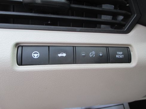 Used 2019 Nissan Altima 2.0 Platinum image 8