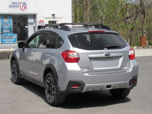 Used 2014 Subaru XV Crosstrek 2.0i Premium AWD/4WD image 6