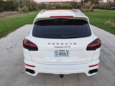 Used 2018 Porsche Cayenne GTS image 24