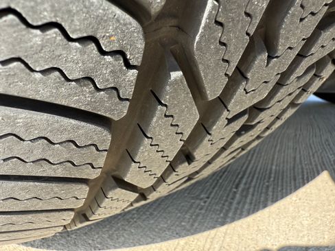 Used 2010 Dodge Challenger R/T image 34