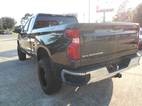 Used 2020 Chevrolet Silverado 1500 LT image 6