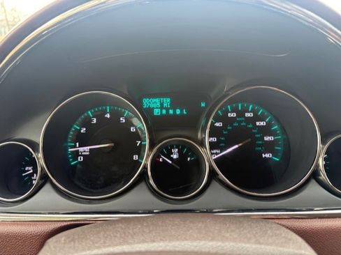 Used 2013 Buick Enclave Leather image 19