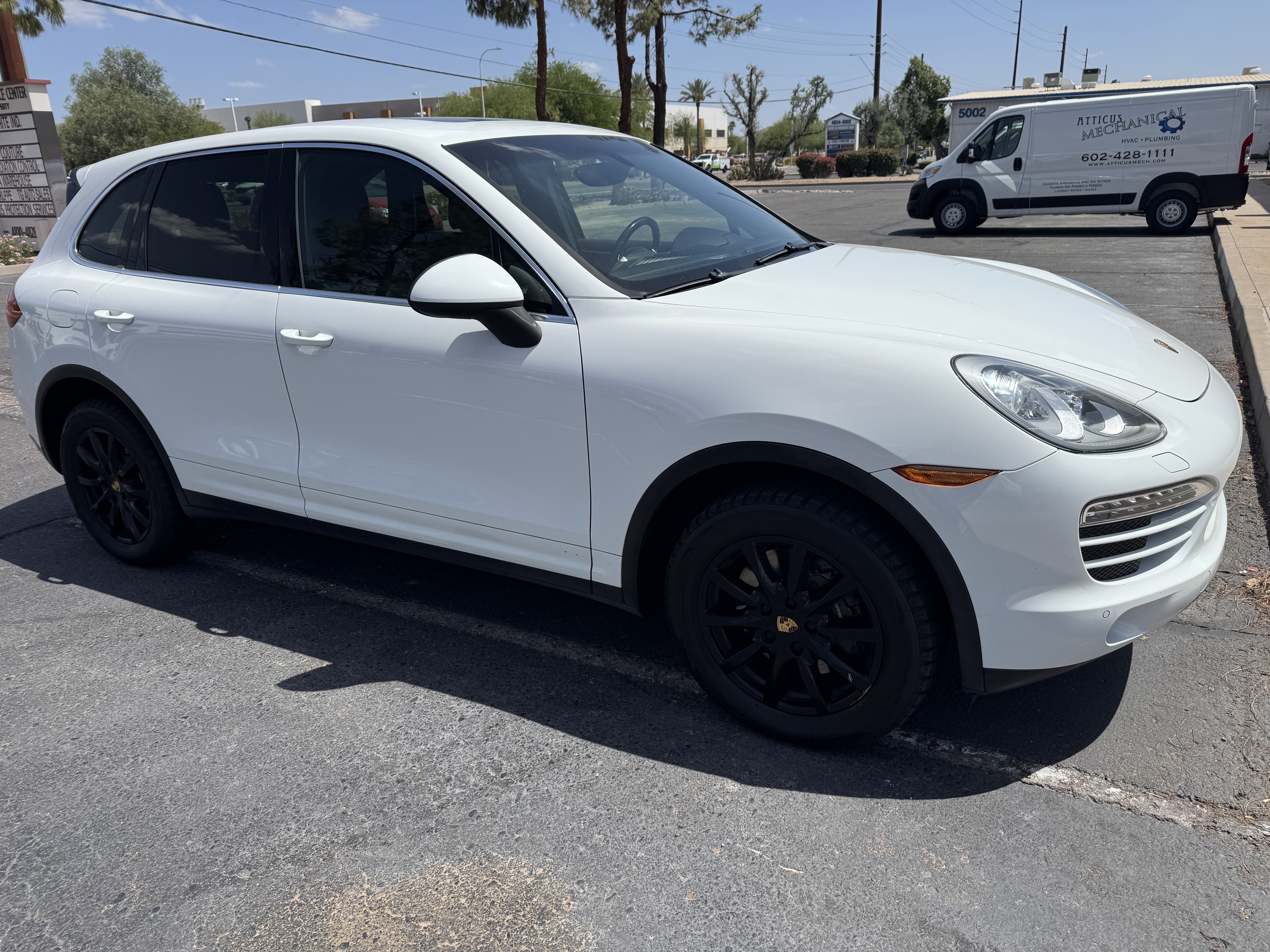 Used 2014 Porsche Cayenne UNAVAIL AWD/4WD image 9