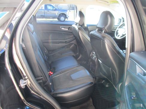 Used 2018 Ford Edge Sport image 15