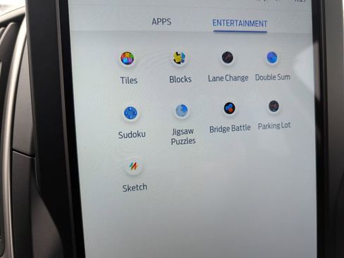 Used 2024 Ford Edge SEL image 14