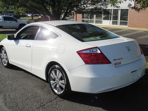 Used 2010 Honda Accord EX image 6