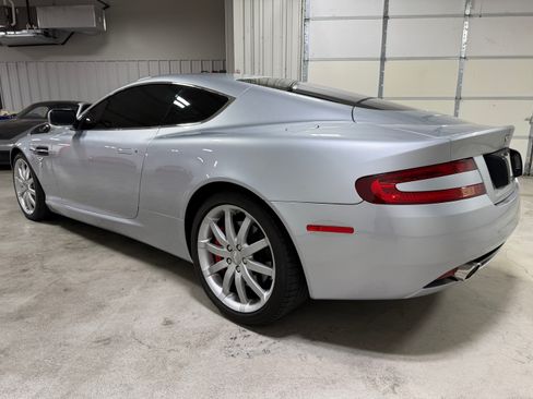 Used 2005 Aston Martin DB9 RWD image 8