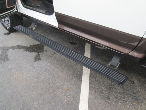 Used 2024 RAM 2500 Laramie Longhorn image 4