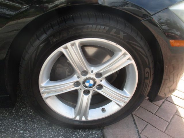 Used 2014 BMW 320i RWD image 11