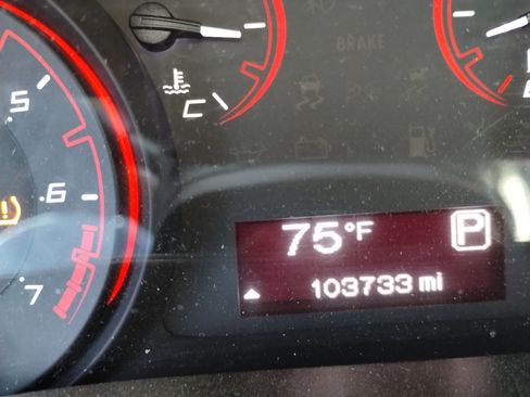 Used 2016 Dodge Dart SXT image 9