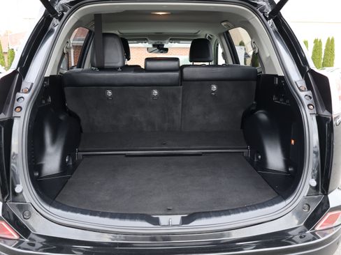 Used 2016 Toyota RAV4 Limited image 12