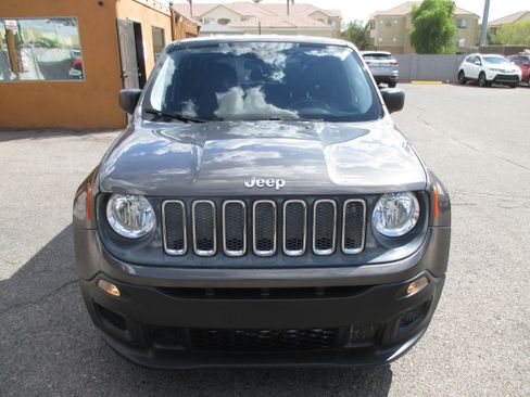 Used 2016 Jeep Renegade FWD Sport image 5