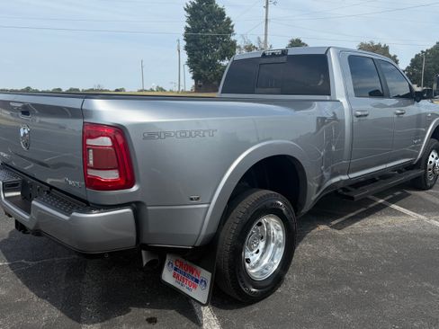 Used 2021 RAM 3500 4x4 Crew Cab Laramie DRW image 5