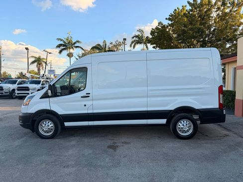 Used 2023 Ford Transit 250 image 3