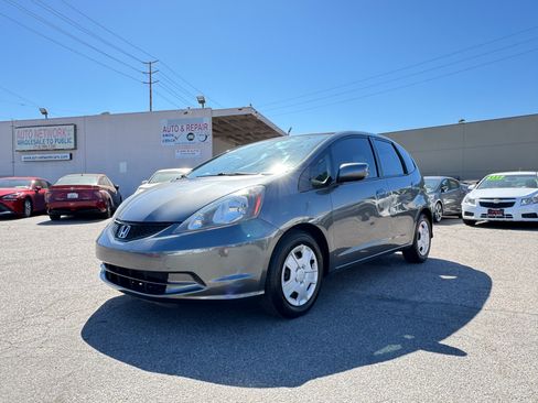 Used 2013 Honda Fit image 2