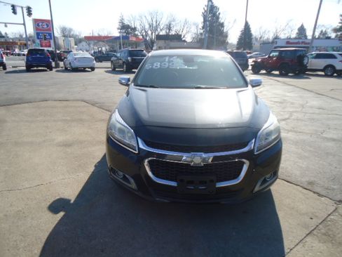 Used 2014 Chevrolet Malibu LT image 3