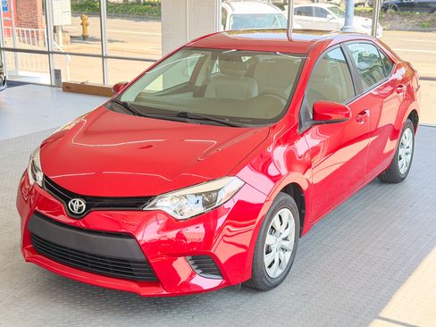 Used 2016 Toyota Corolla UNAVAIL FWD image 3