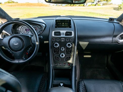 Used 2014 Aston Martin Vanquish Coupe RWD image 27