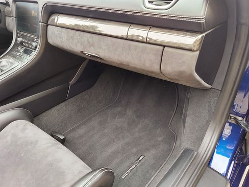 Used 2020 Porsche 718 Boxster Spyder image 45