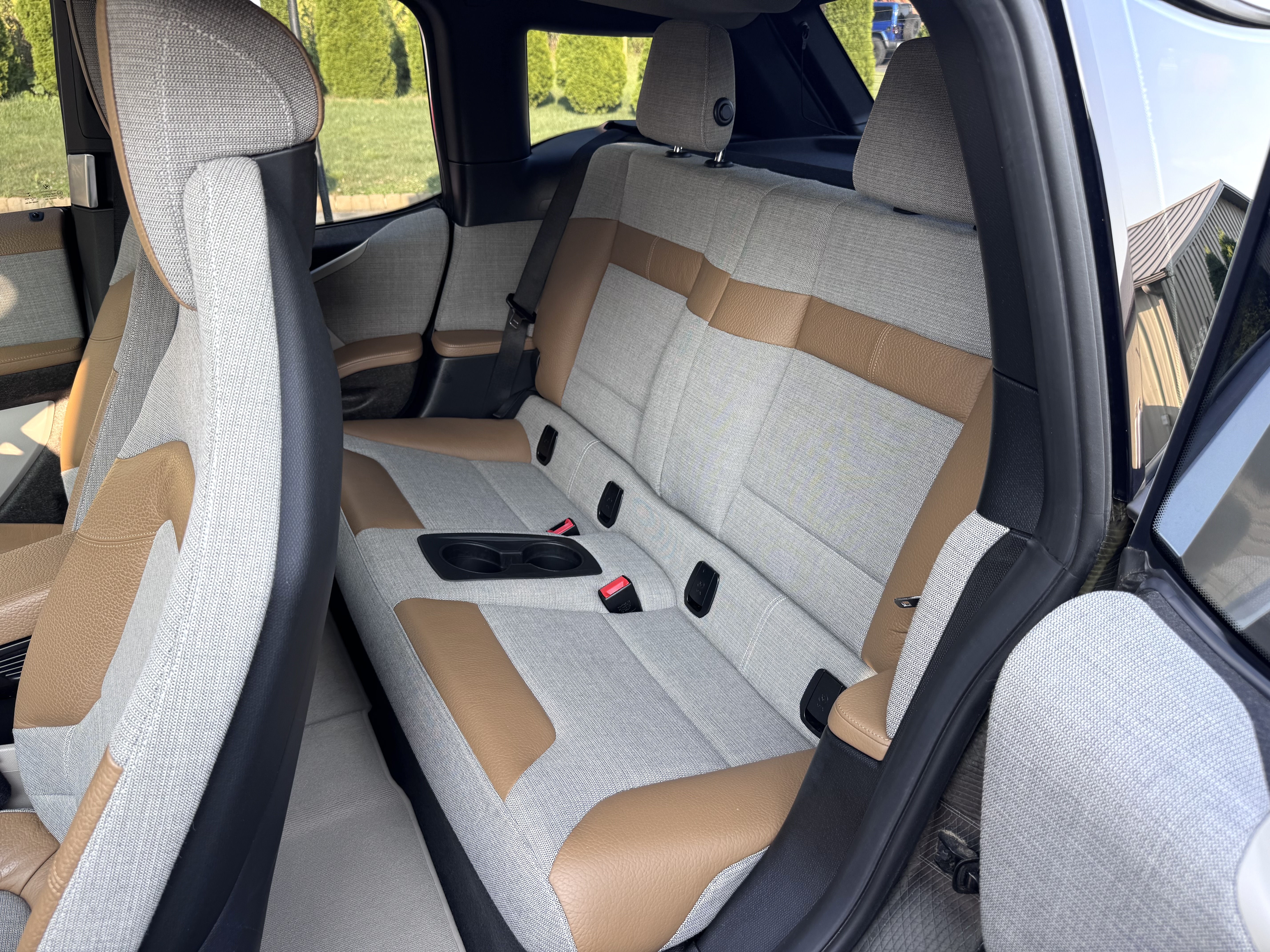 Used 2014 BMW i3 RWD image 16