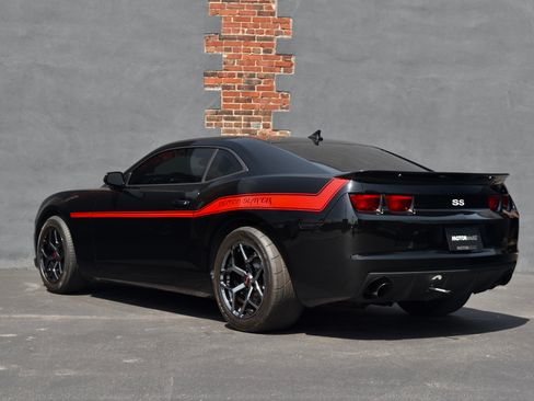 Used 2010 Chevrolet Camaro SS Coupe RWD image 33