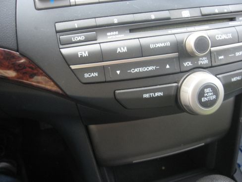 Used 2010 Honda Accord Crosstour EX image 12