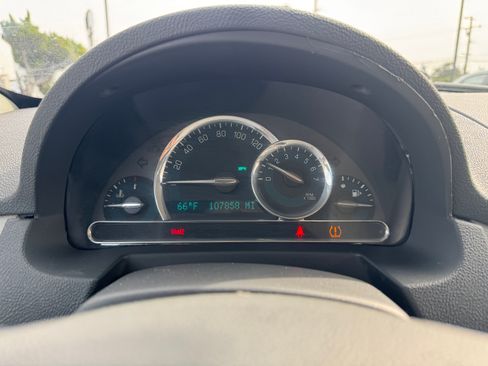 Used 2009 Chevrolet HHR LT image 26