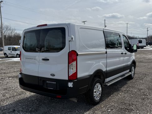 Used 2024 Ford Transit 250 image 3