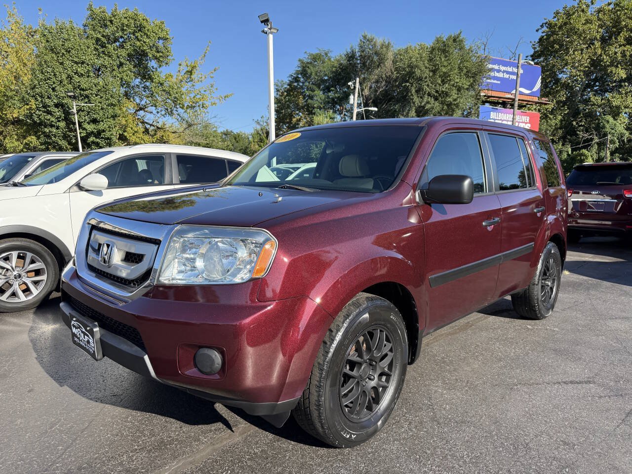 Used 2010 Honda Pilot LX image 1