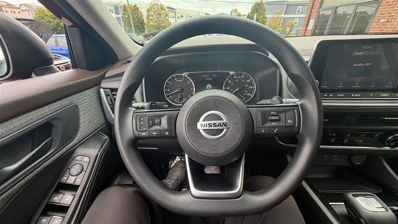 Used 2021 Nissan Rogue AWD image 28