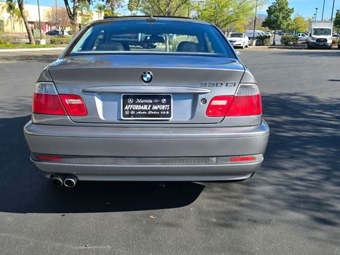 Used 2006 BMW 330Ci image 10
