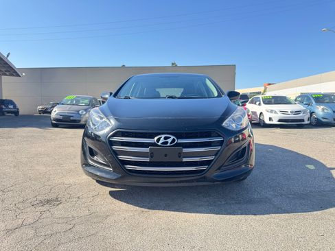 Used 2016 Hyundai Elantra GT image 11