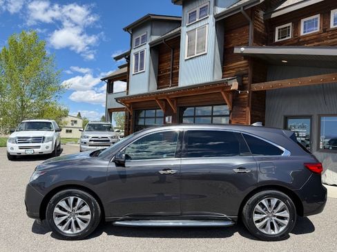 Used 2016 Acura MDX SH-AWD w/ Tech & Entertainment image 2