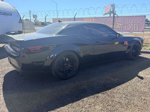 Used 2021 Dodge Challenger SRT Hellcat Redeye image 9