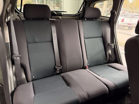 Used 2006 Toyota Matrix XR image 15