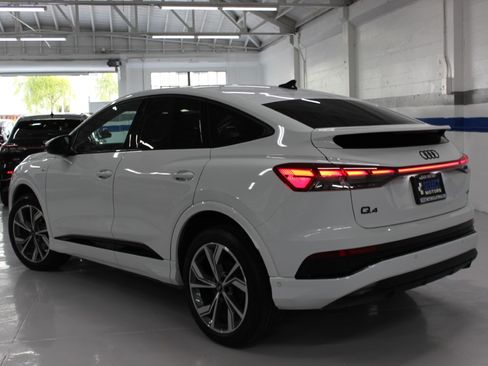 Used 2024 Audi Q4 e-tron Premium Plus image 13