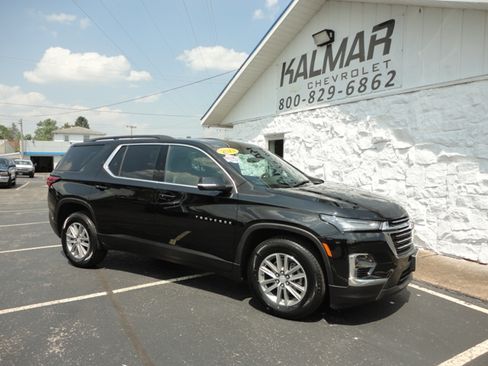 Used 2023 Chevrolet Traverse 3LT image 8