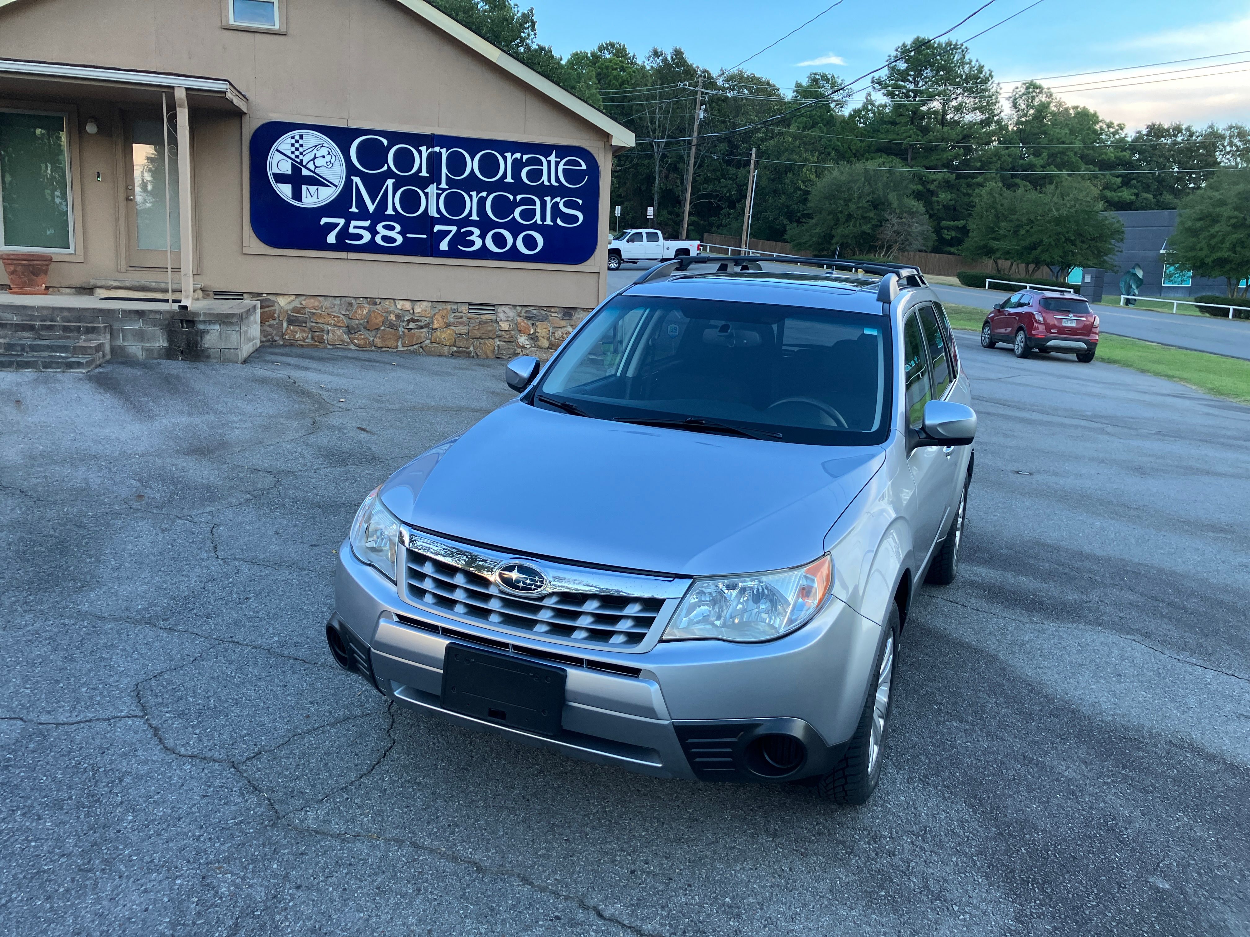 Used 2012 Subaru Forester 2.5X Premium AWD/4WD image 8