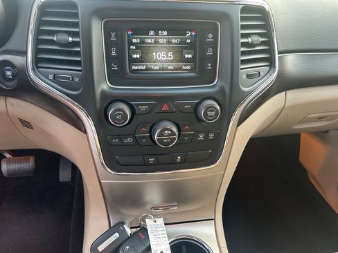Used 2015 Jeep Grand Cherokee 2WD Laredo image 20