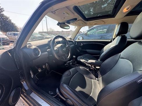 Used 2012 MINI Cooper S image 3