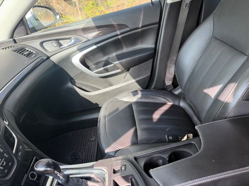 Used 2016 Buick Regal Premium image 45