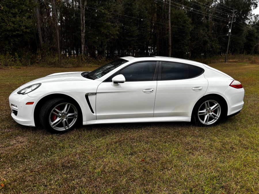 Used 2011 Porsche Panamera 4 image 2