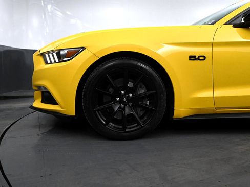 Used 2017 Ford Mustang GT Premium image 38