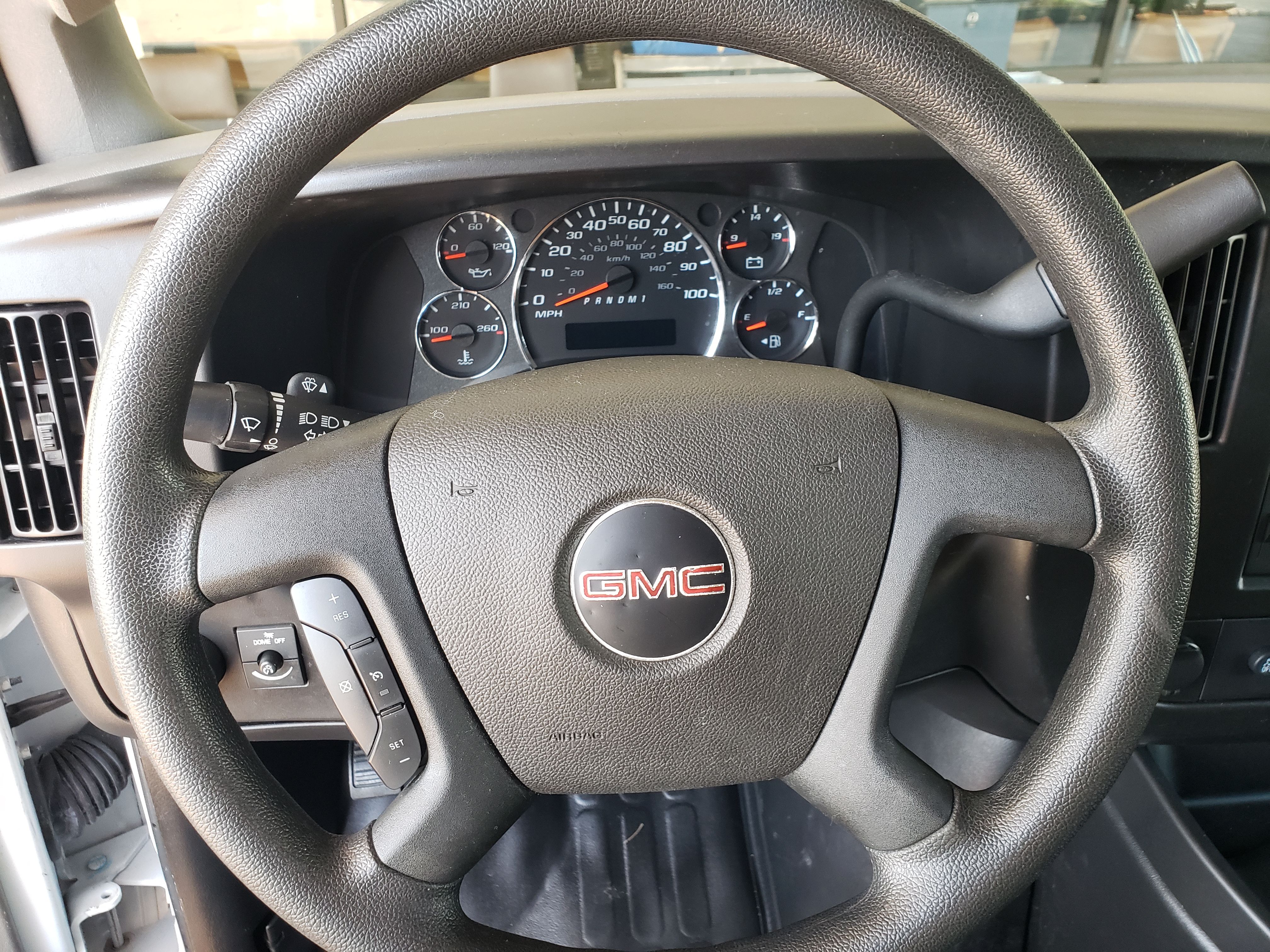 Used 2024 GMC Savana 2500 RWD image 11