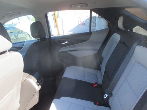 Used 2019 Chevrolet Equinox LT image 10