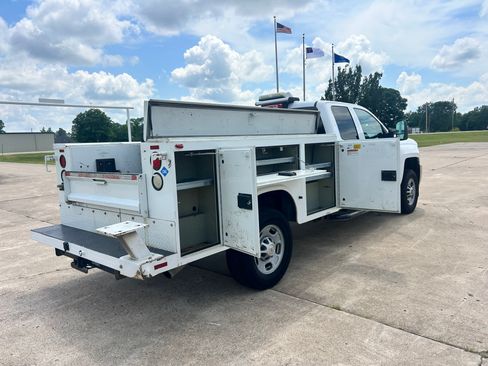 Used 2015 Chevrolet Silverado 2500 2WD Double Cab image 18