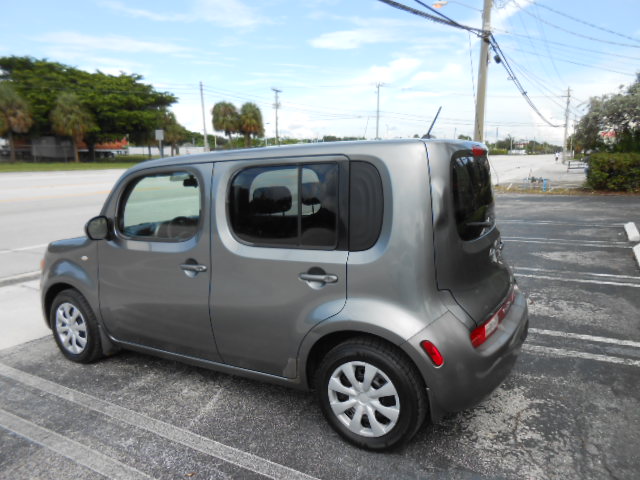 Used 2009 Nissan Cube 1.8 FWD image 3