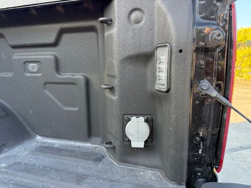 Used 2024 Chevrolet Silverado 2500 LTZ image 26