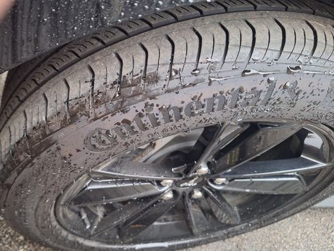 Used 2024 Ford Mustang GT Premium image 13